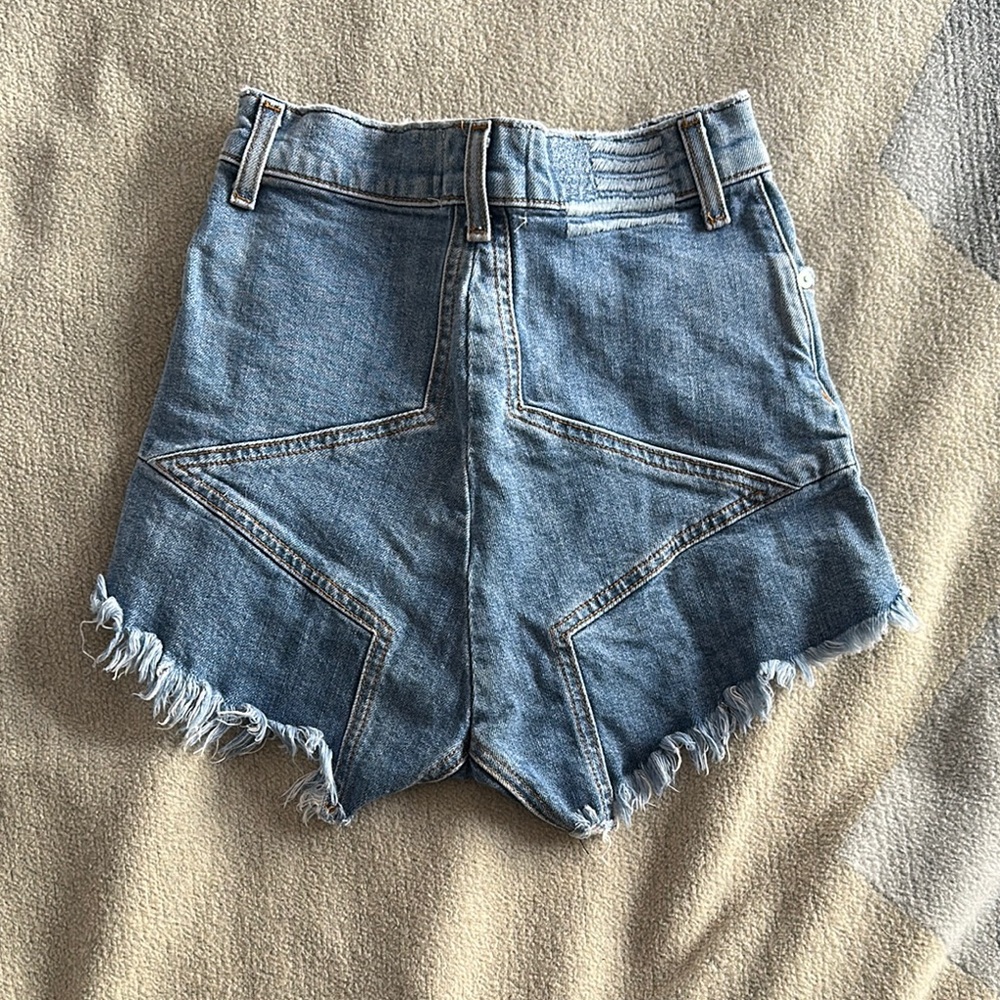 Revice High Rise Star Back Shorts - Picture 4 of 4